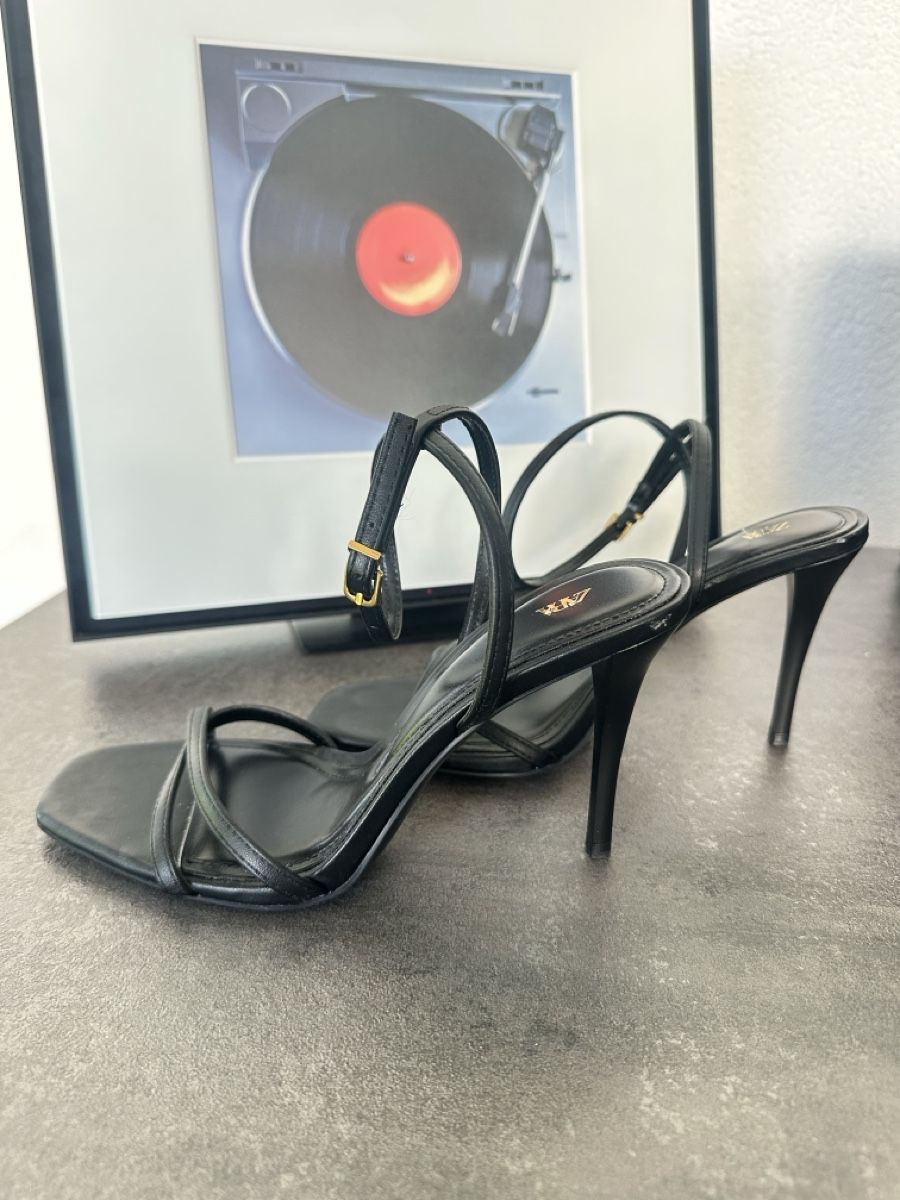 Zara Scarpe da donna: schwarze Zara High Heels, Grösse 37 – Usato da Lampenberg venduto da Graziella_