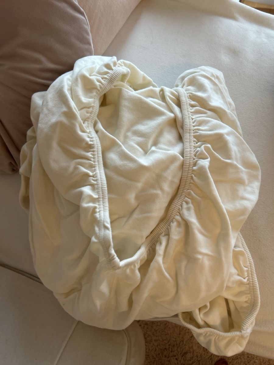 Biancheria da letto: Fixleintuch Crème, 100%  BW, Top Zustand! – Usato da Kirchdorf BE venduto da Stella130