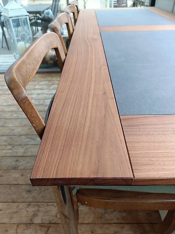 Tavoli: Nussbaum Tisch – Usato da Aedermannsdorf venduto da nick811 3