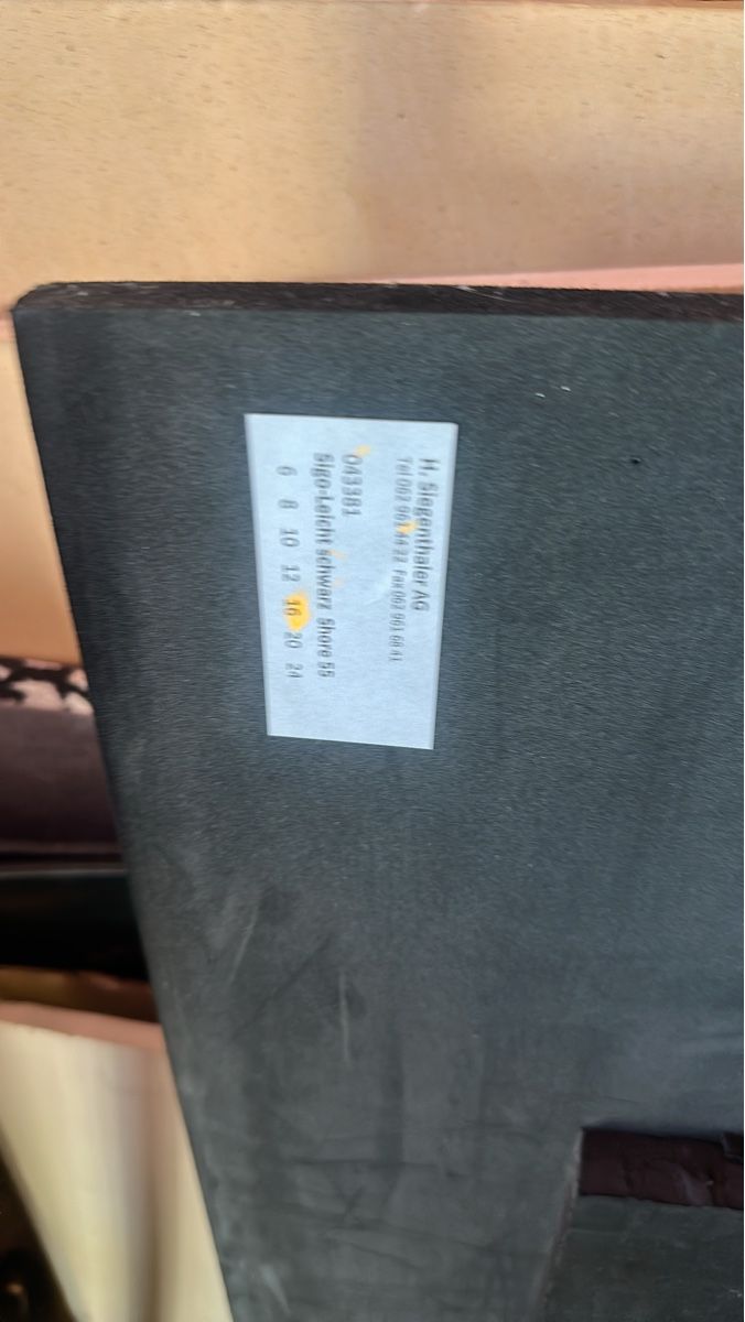 Alle Werkzeuge: Assorted Foam and Rubber Matting Sheets, Various Types – Neu (gemäss Beschreibung) aus Elsau von MANWITHVAN