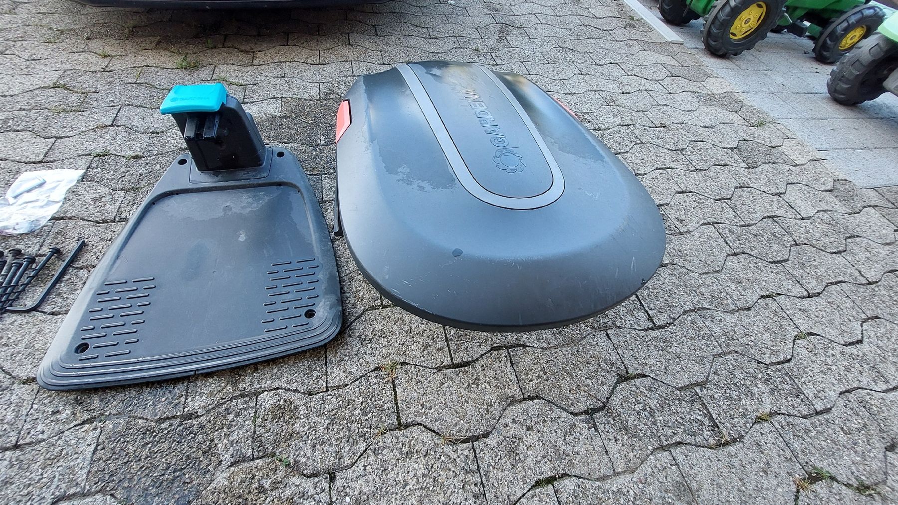 Gardena Tagliaerba: Gardena Rasenmäherroboter – Usato da Rüti Zh venduto da finschi 2