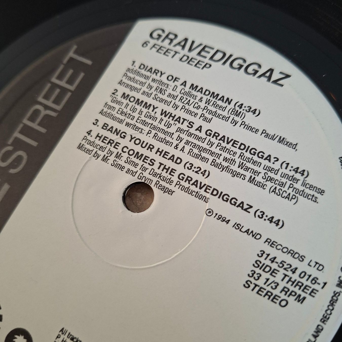 Schallplatten: Gravediggaz 6 Feet Deep Vinyl – Gebraucht aus Zürich von AronM 4