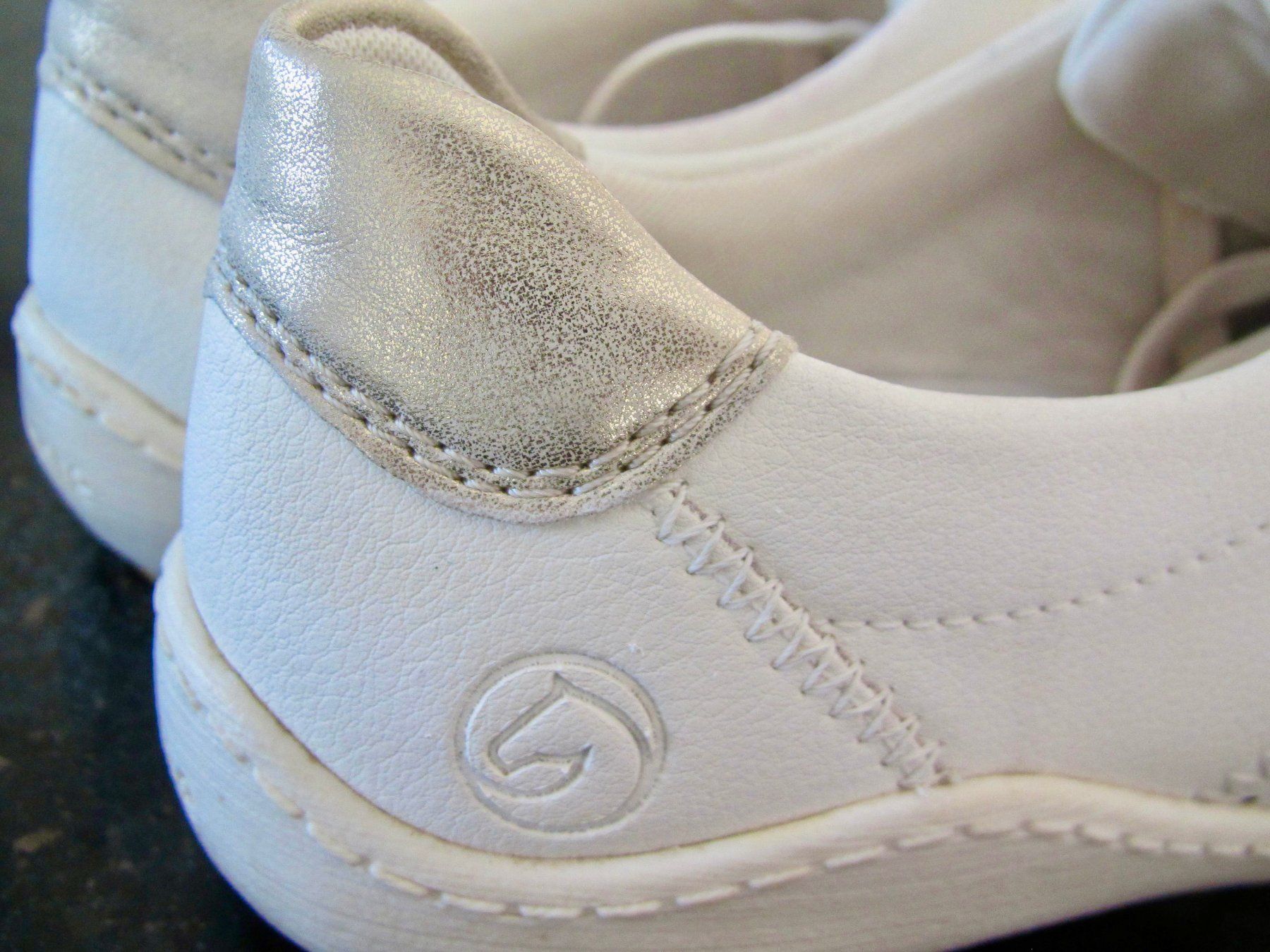 Scarpe da donna: SNEAKER REMONTE CUIR BLANC – Usato da Murten venduto da Selliot 3
