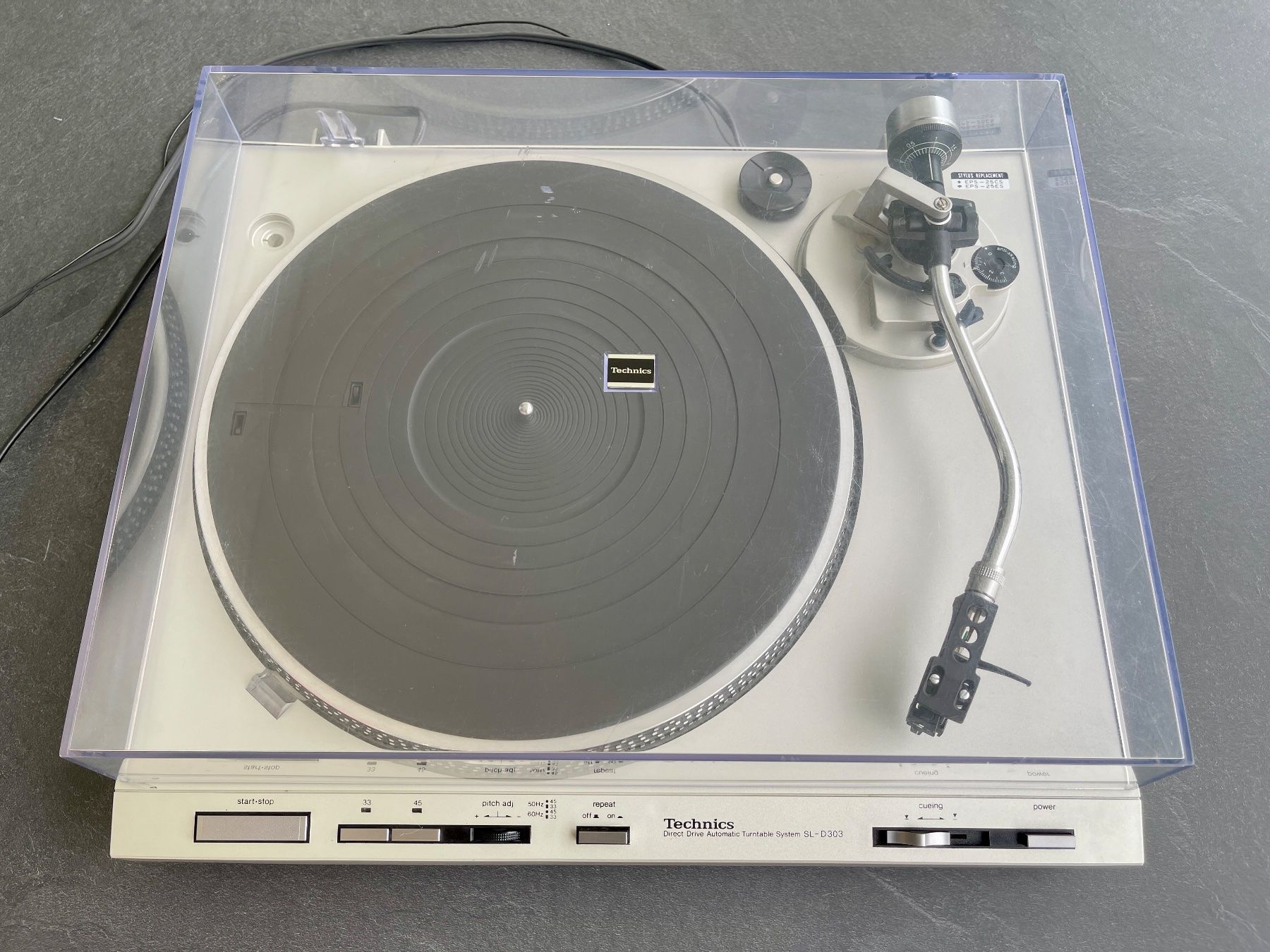 Plattenspieler: Plattenspieler Technics SL-D303, Direct Drive Automatic – Gebraucht aus Alpnach Dorf von ike2000 2