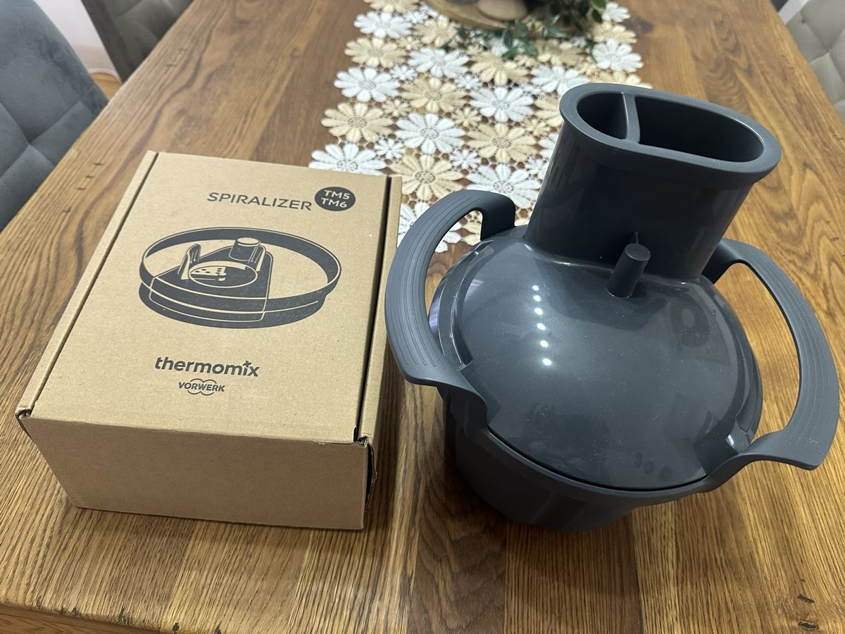 Thermomix Appareils de cuisine: Termomix grattugia 4 in 1  – Neuf (Voir description) à Wettingen par vir_95g7 1