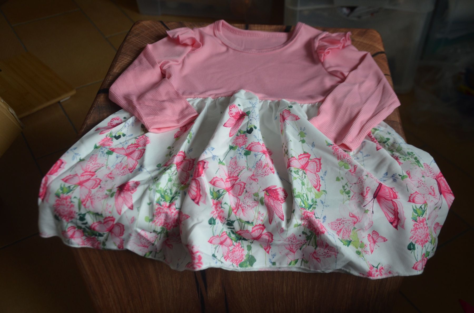 Vestiti & Gonne: TAILLE 86-92 - JOLIE ROBE NEU – Nuovo e nell'imballaggio originale da Chiasso venduto da Dolly015