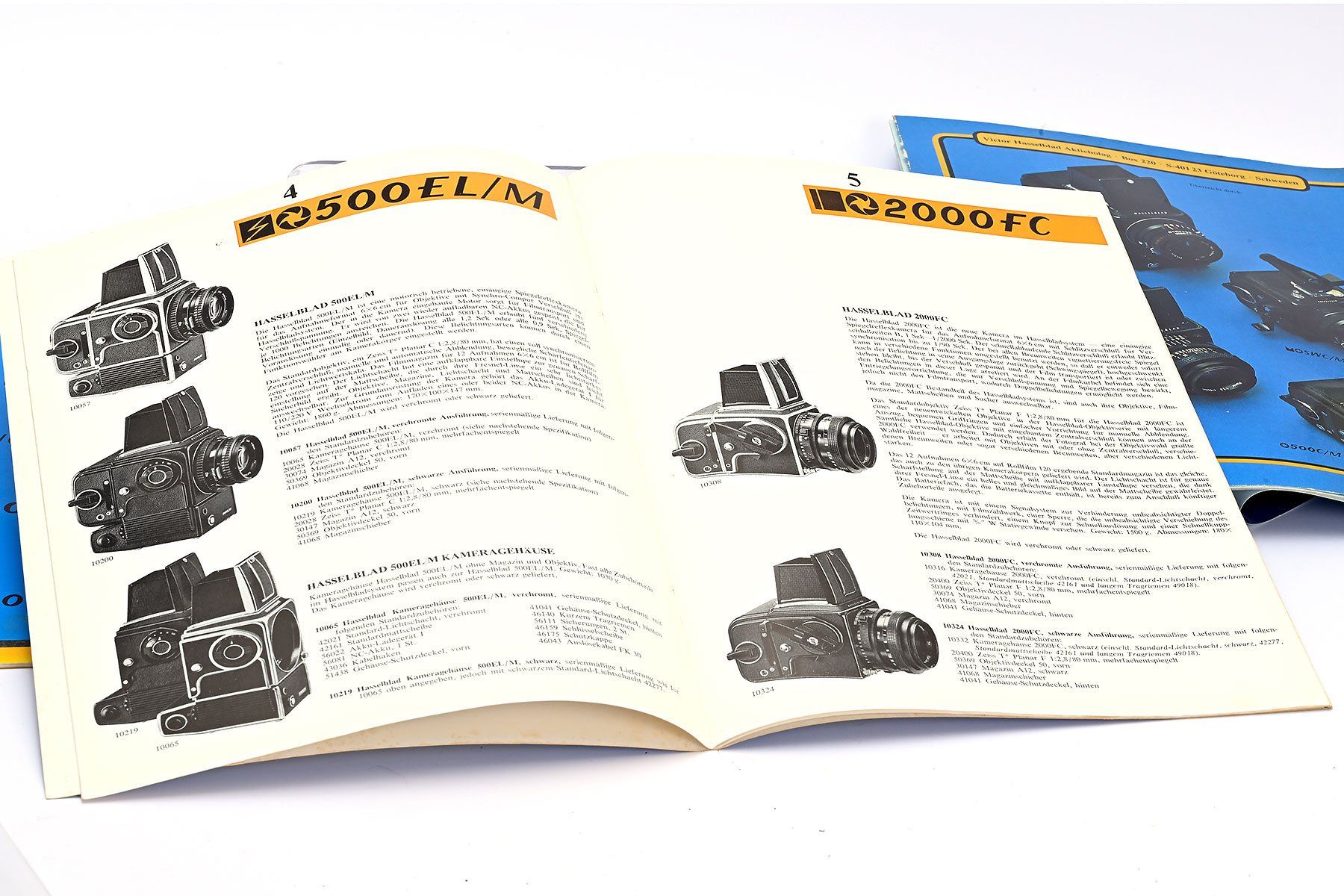 Hasselblad Fotocamera: 3 Hasselblad Prospekte/Kataloge V-System – Usato da Bubendorf venduto da zimmers_creativteam 2