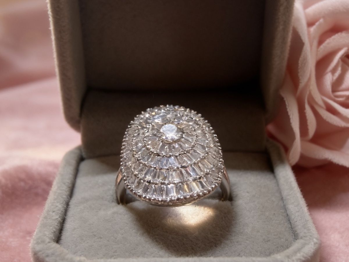 Anelli: Bague ovale zirconium blanc – Nuovo e nell'imballaggio originale da St-Maurice venduto da Sandrinette123 4