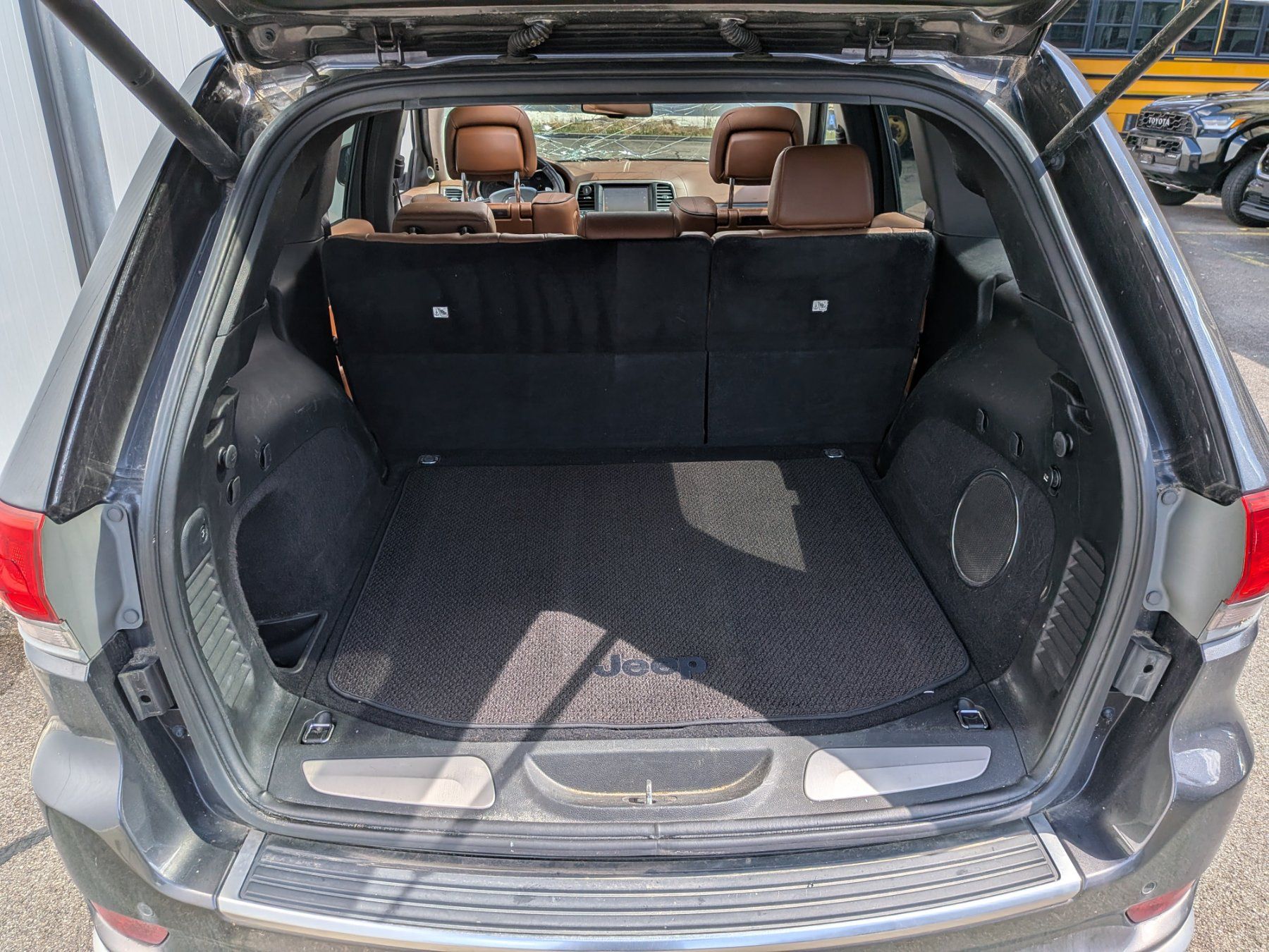 Jeep Automobili: Jeep Grand Cherokee CRD Summit – Usato da Embrach venduto da family_cars2011 5