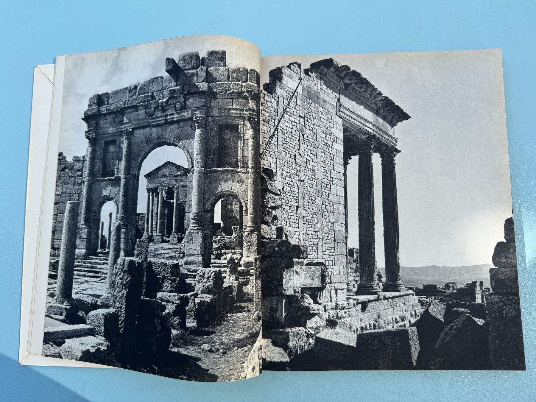 Bücher: TUNISIE - Hélène Hoppenot – Gebraucht aus Basel von Kornblumen 2