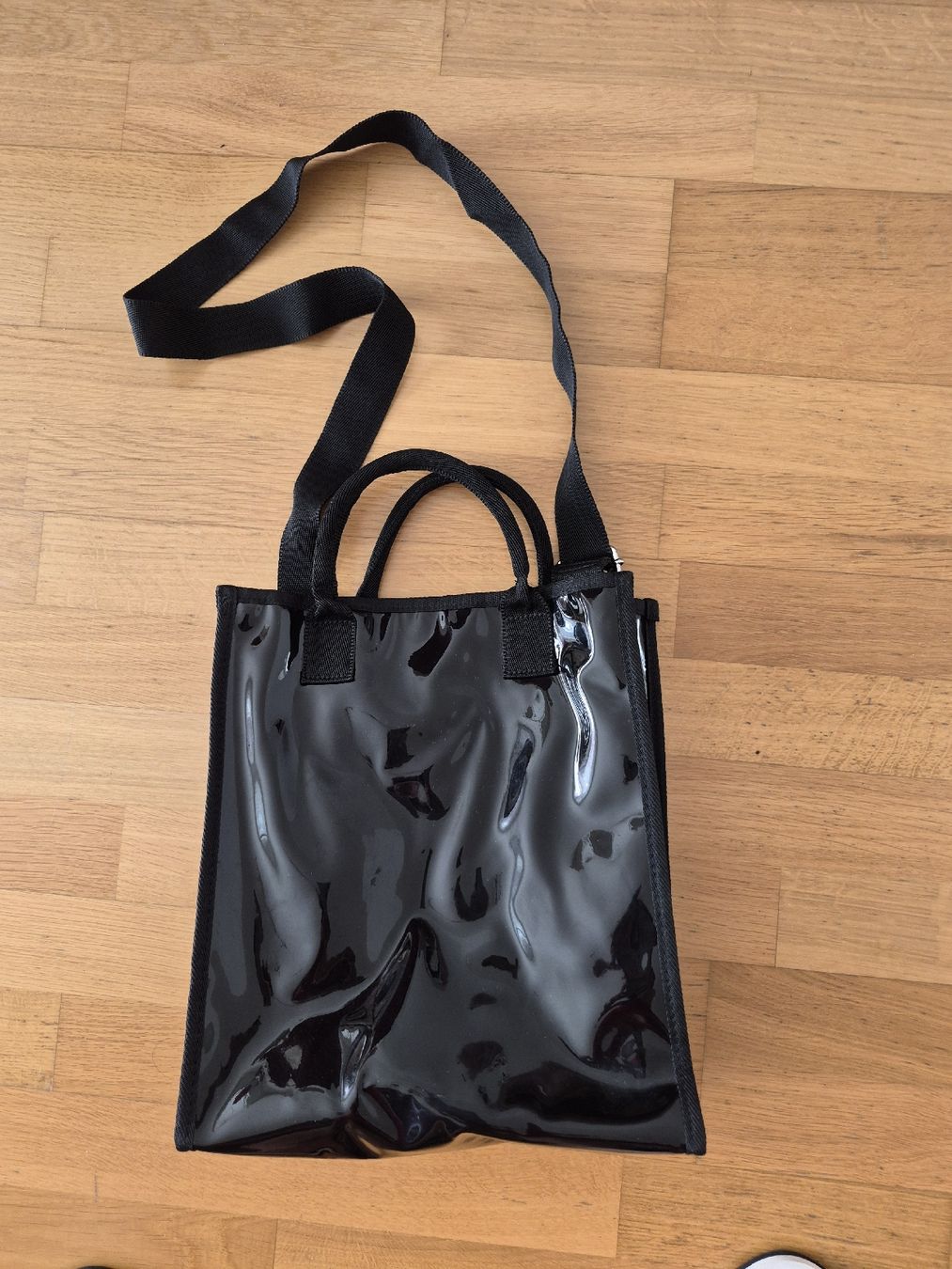 H&M Taschen: H&M Divided Tasche - Schwarz – Neu (gemäss Beschreibung) aus Bern von Rou_rsz5 8