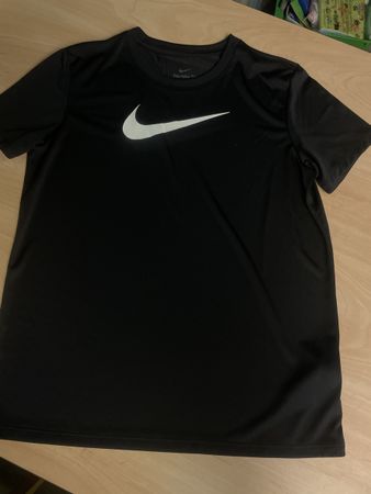 Neues Nike Dri-FIT T-Shirt Schwarz, Grösse S 