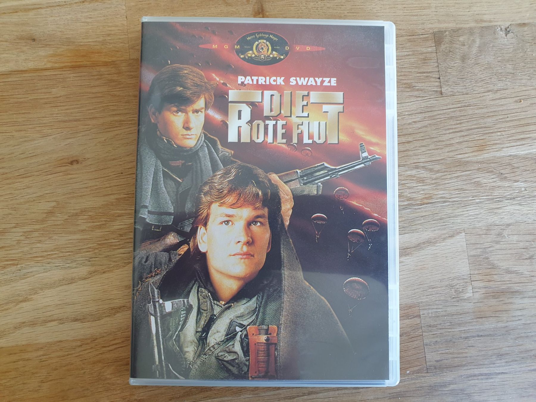 Tutti i DVDs: Die rote Flut – Usato da Moosseedorf venduto da Feinbein