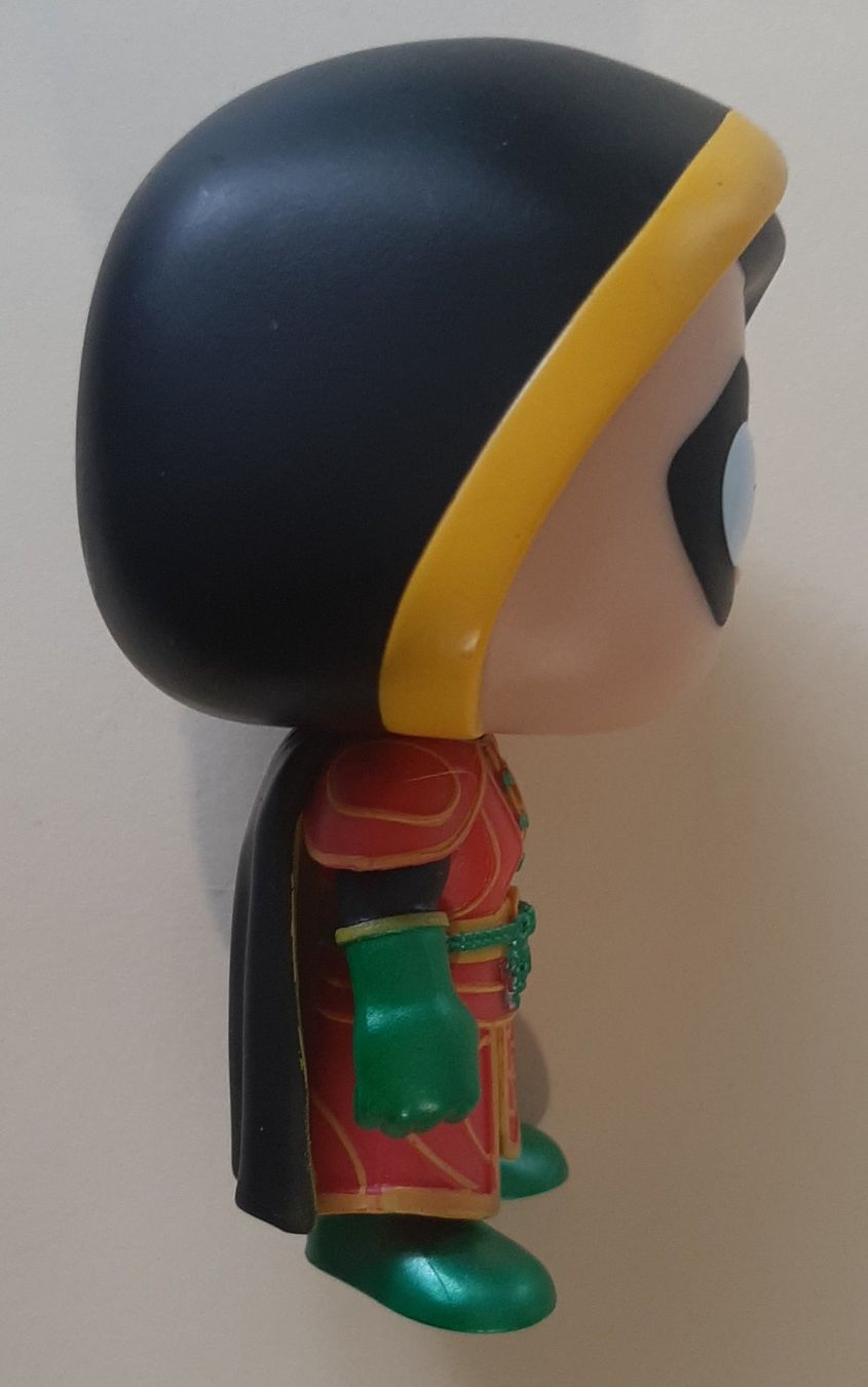 Funko Statuette: Funko Pop Robin CHASE – Usato da Montet (Glâne) venduto da KOADA 3