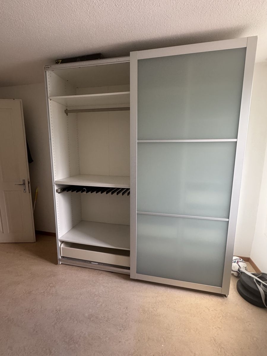 Armadi: Kleiderschrank – Usato da Wald ZH venduto da abi_9v52 1