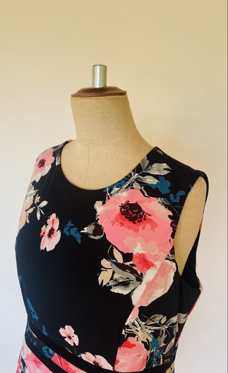 Vestiti: Elegantes Sommerkleid – Usato da Kriens venduto da Elli041 3
