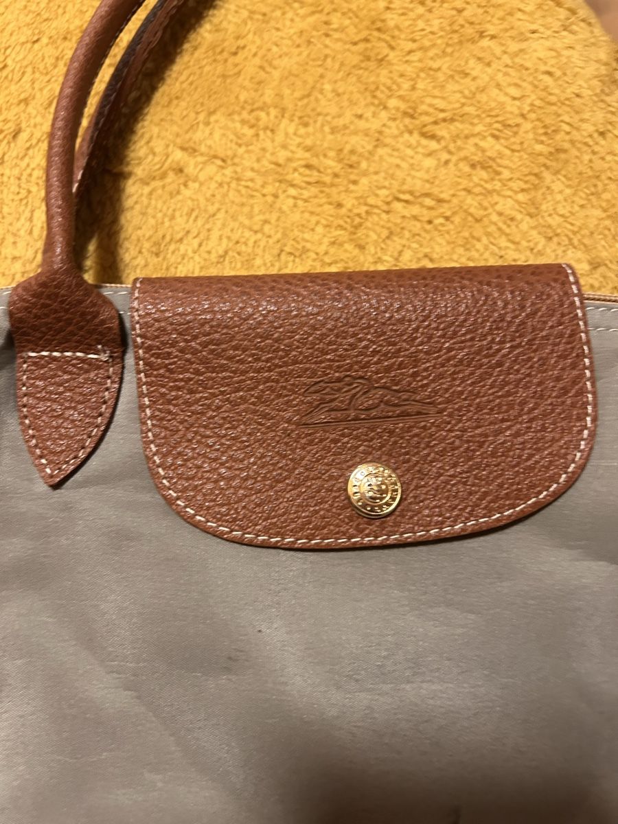 Longchamp Sacs femmes: Sac pliage Longchamp – D'occasion à Noville par Malik2017 2