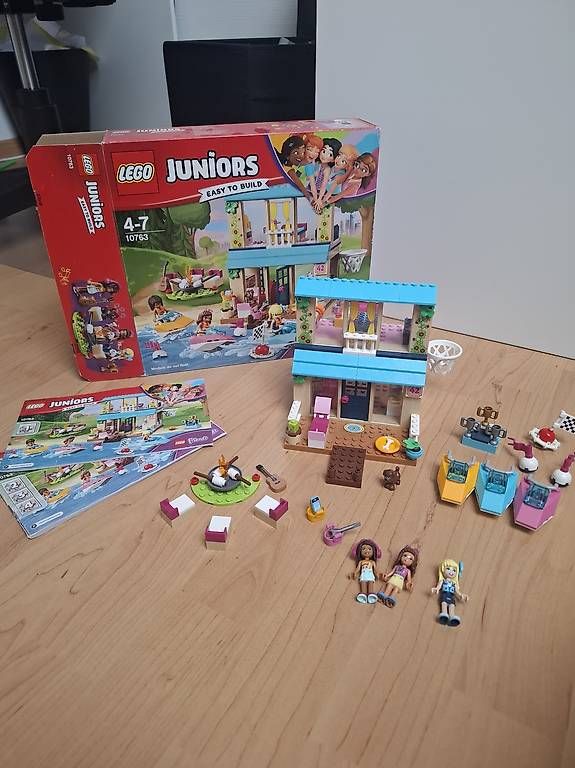 Spielzeuge: Lego Friends Junior – Gebraucht aus Utzenstorf von MvHagen
