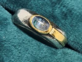 Handgefertigter Silberring 925 mit blauem Saphir, Grösse 51