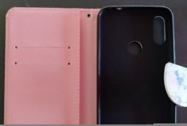 Schwarze Handyhülle mit rosa Klappfunktion neu