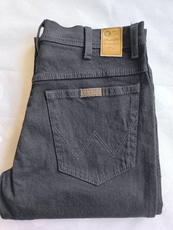 Jeans Wrangler nero W32 L30 taglio regolare nuovo mit Etiket
