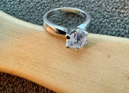 Wunderschöner Ring aus Silber Grösse 48