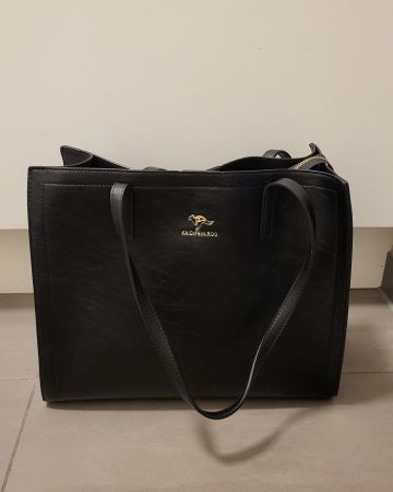 Sac noir en cuir