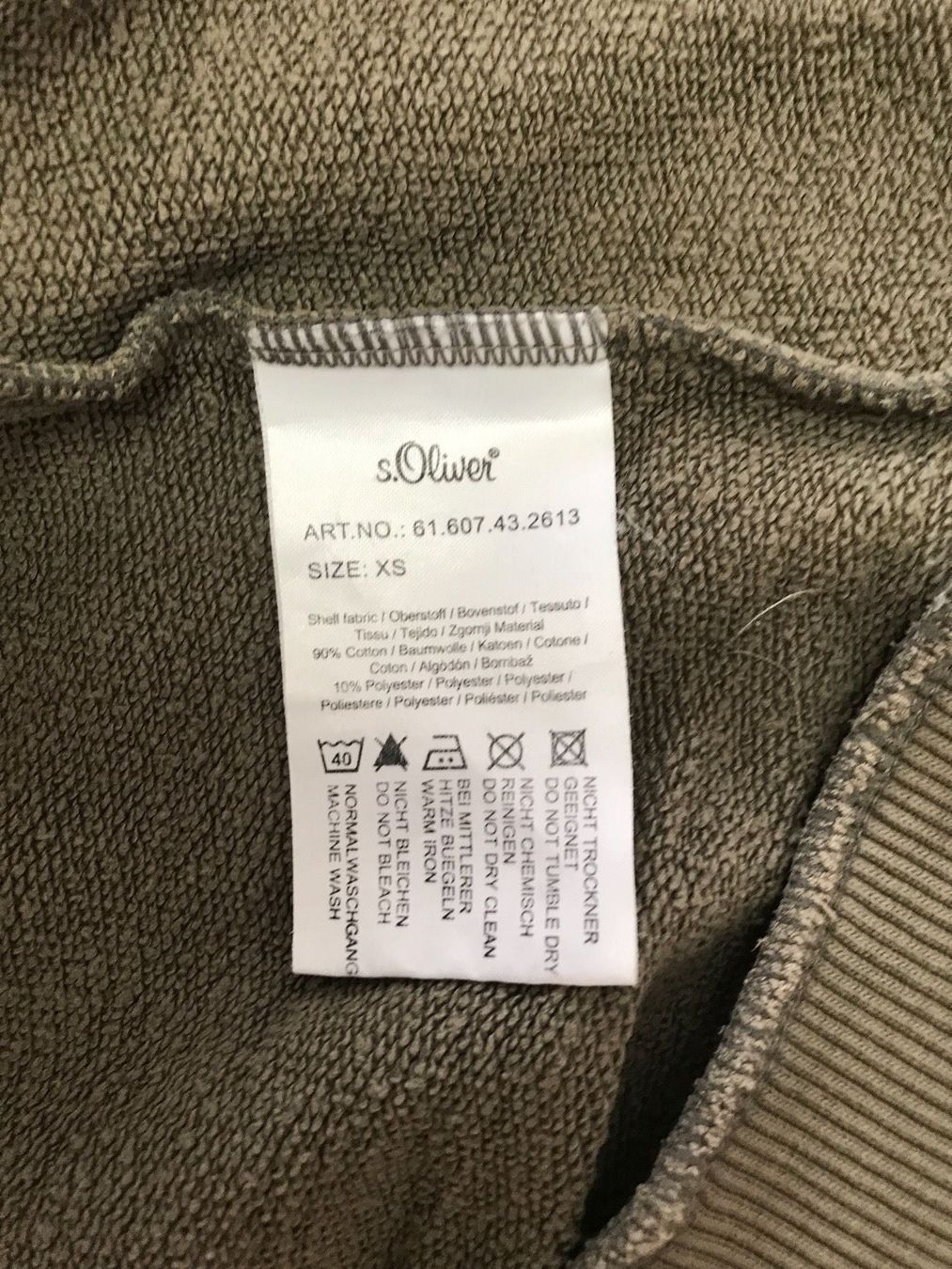 Maglioni & Felpe: Sweatshirt/Pullover olivgrün Gr.128 – Usato da Wädenswil venduto da JJ15 2