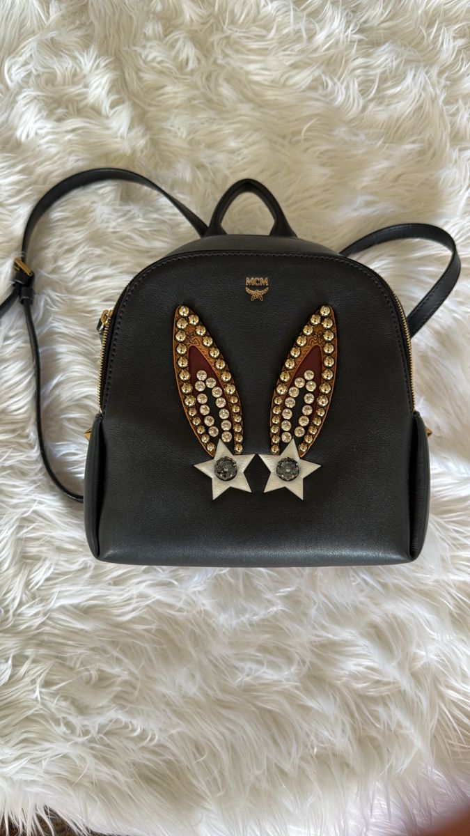 Mcm Sacs à dos: MCM Stark Rabbit Backpack Black Leather — Great Condition! 5 – Neuf (Voir description) à Versoix par pen_6hgs 6