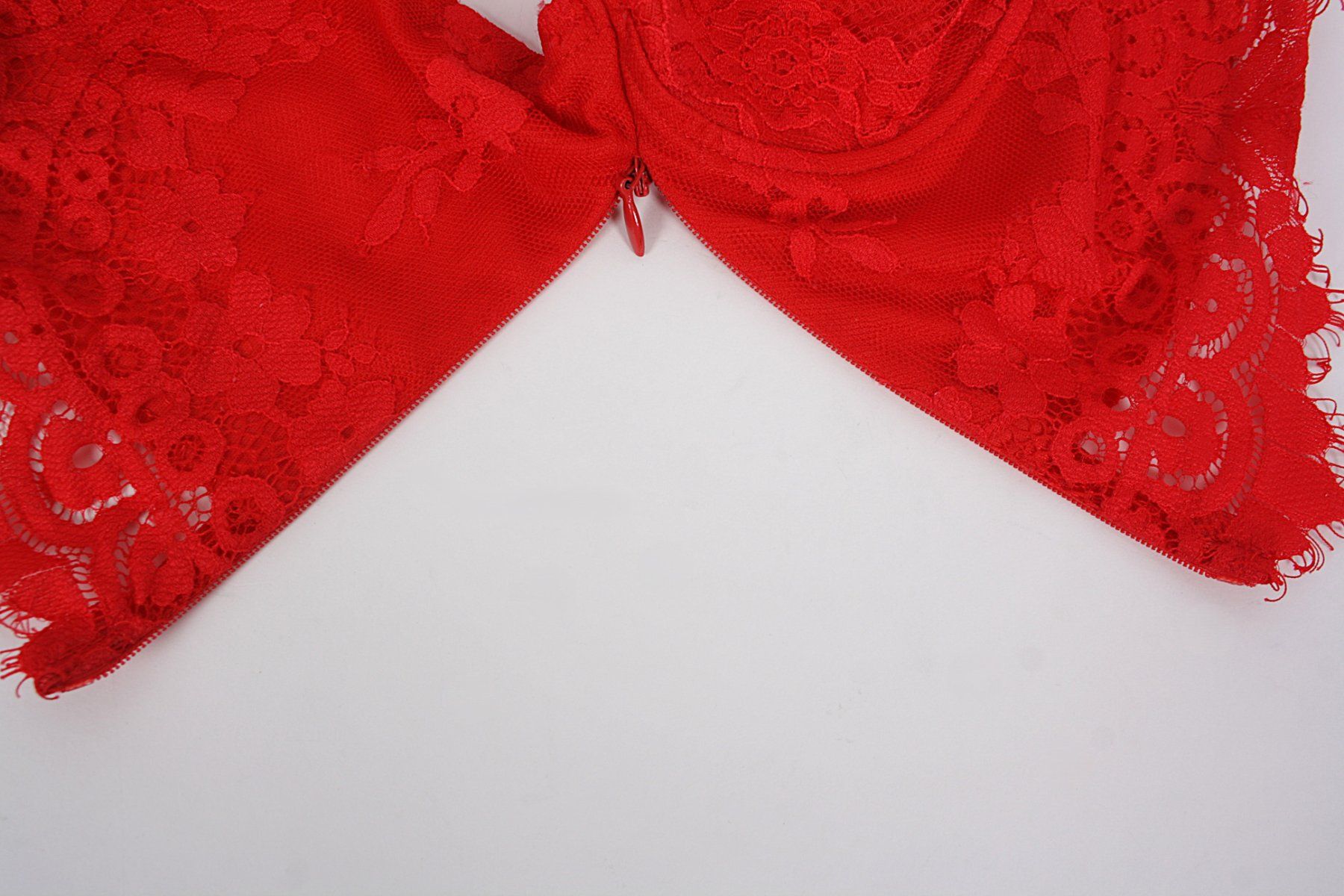 Tops: AMISU Spitzentop Gr.S rot – Gebraucht aus Zollikofen von Restwert_Zollikofen 6