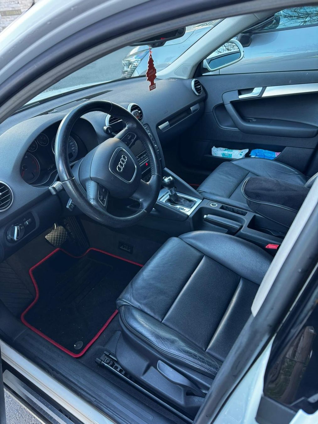 Audi Automobili: Audi a3 Tdi 1.6 S-Line Sportback – Usato da Genève venduto da kga03 3