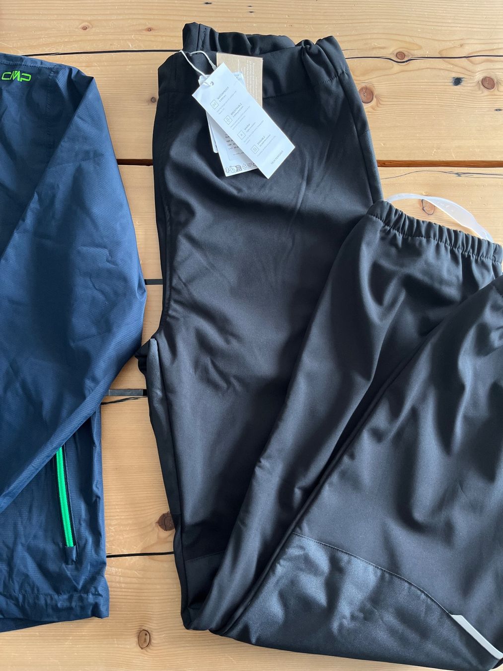 CMP Giacche & Cappotti: Neue NameIt Softshellhose & CMP Regenjacke / Jacke 164/170 – Nuovo (secondo la descrizione) da Davos Dorf venduto da AJRMBA 8