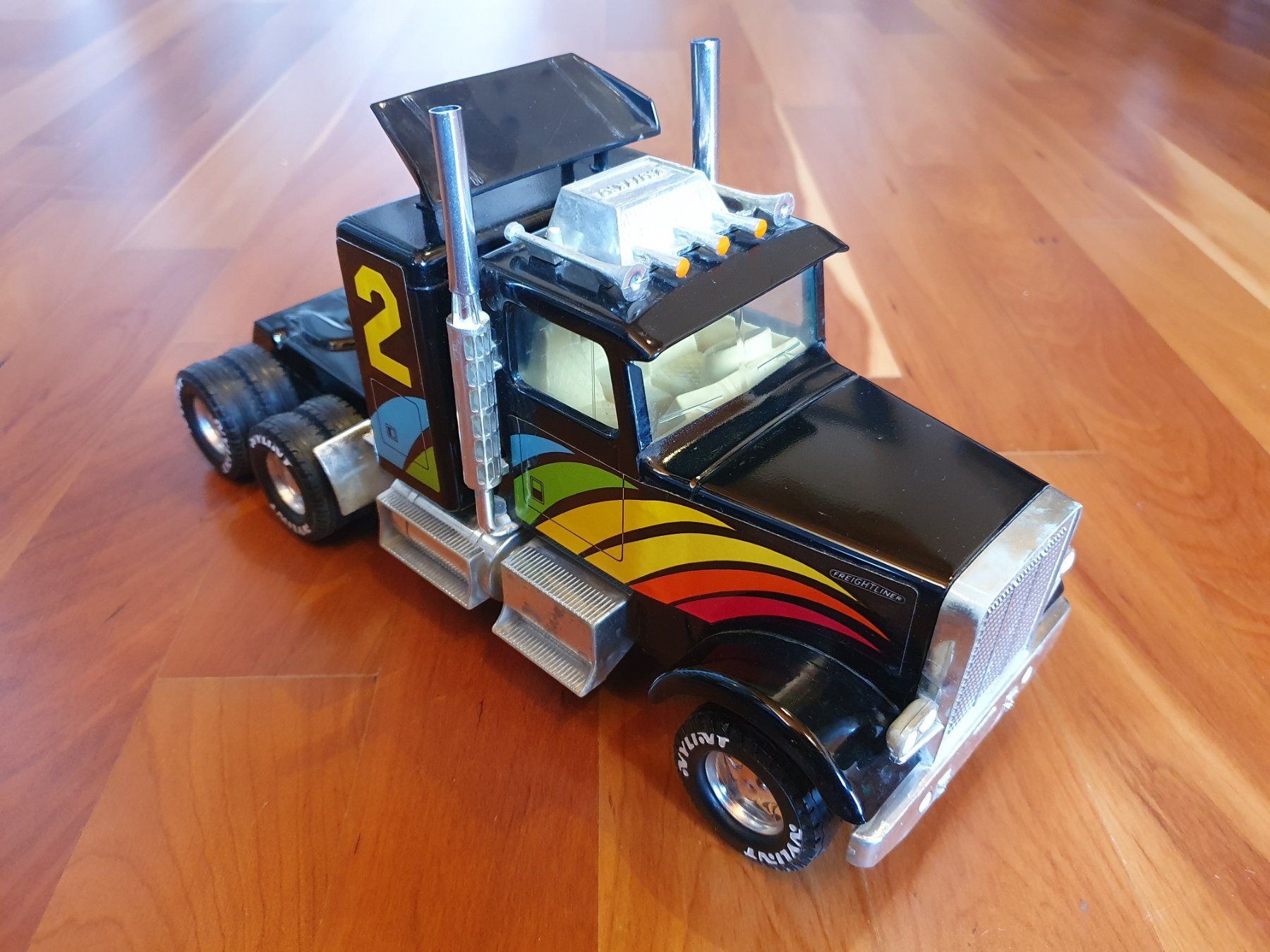Kit di modellismo & Modellini statici: Freightliner US-Truck – Usato da Triesen venduto da platzproblem1