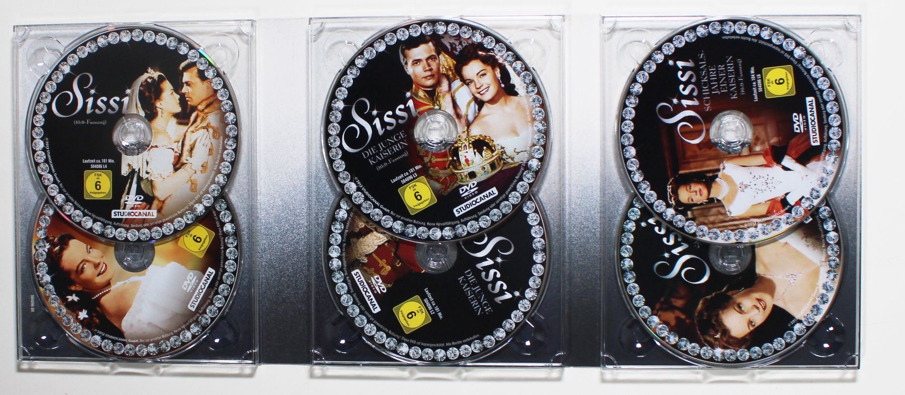 Tutti i DVDs: 6DVD BOX - SISSI - ROMY SCHNEIDER - DIAMANTEDITION – Nuovo (secondo la descrizione) da Brüttisellen venduto da Collector-Corner 3