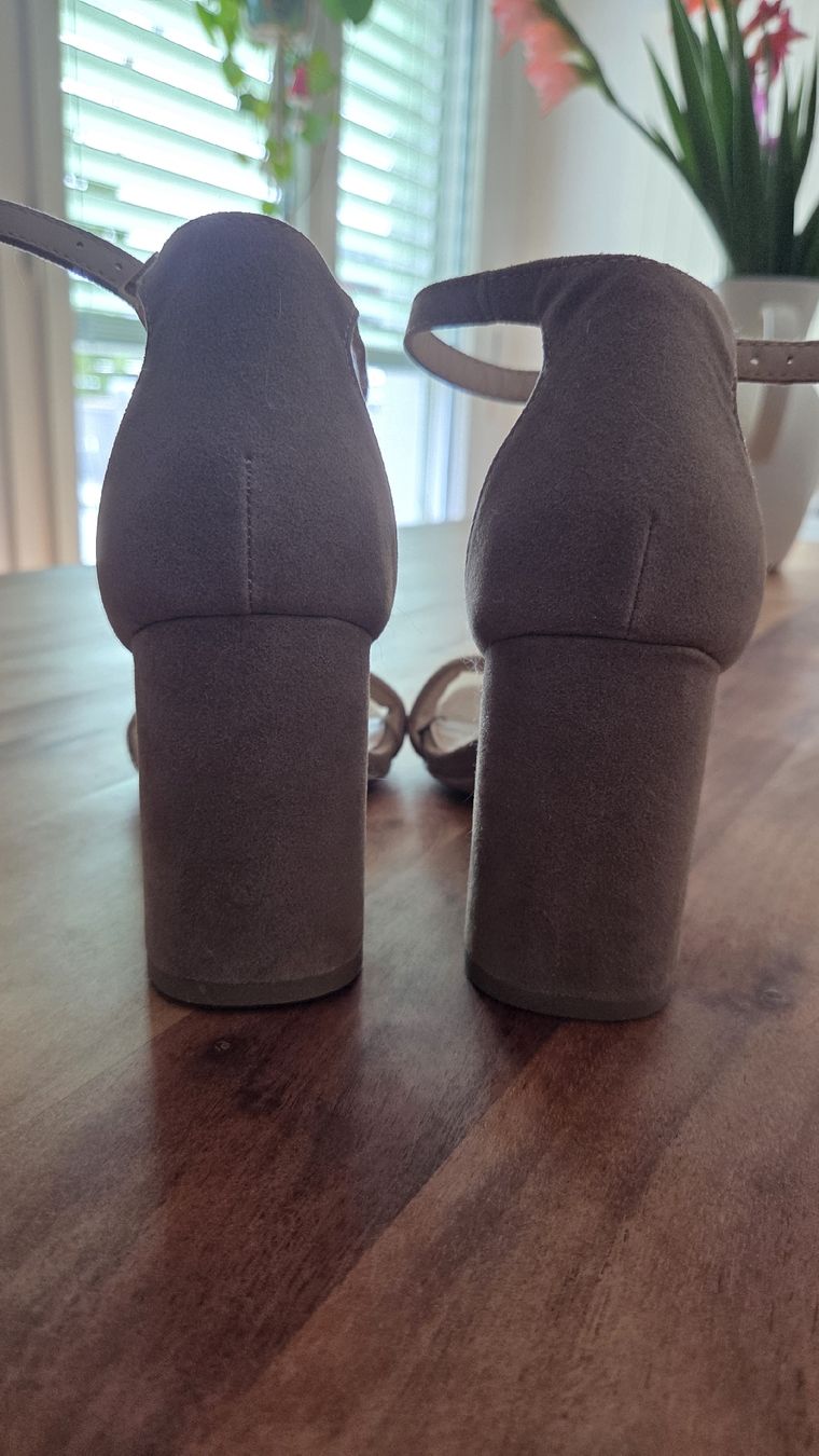 Chaussures femmes: Sandaletten beige - Grösse 37 – D'occasion à Wohlen AG par steffi_Bee 3