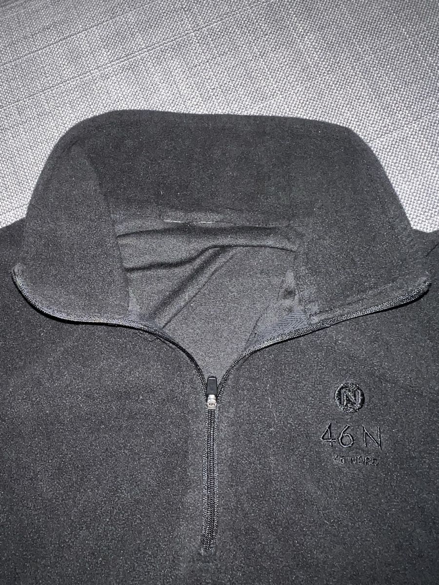 Pullover & Sweatshirts: 46 Nord/46N Schwarzer Fleece Pulli Gr. S bequem – Gebraucht aus Basel von Oloir 2