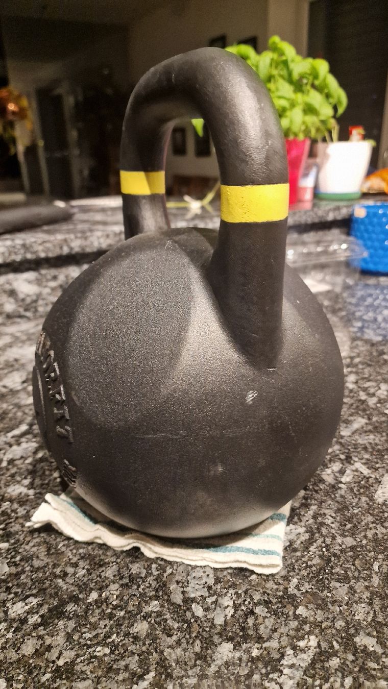 Manubri & Pesi: Kettlebell Gladiator 16kg – Usato da Zürich venduto da Ricky128 4
