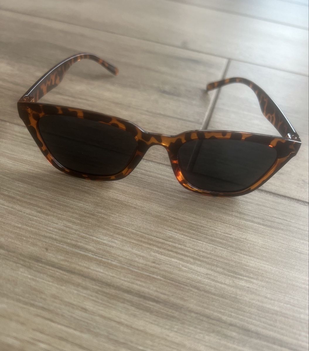 Brillen & Gläser: Sonnenbrille ungetragen  – Neu und originalverpackt aus Dübendorf von ali_g7p8