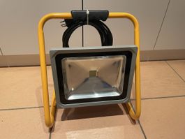 Brennenstuhl LED Strahler 50W, neuwertig, Top Zustand!
