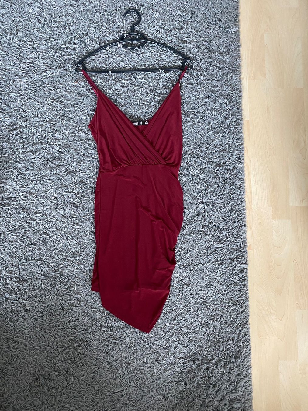 Robes: Kleid – Neuf (Voir description) à Winterthur par m.tix