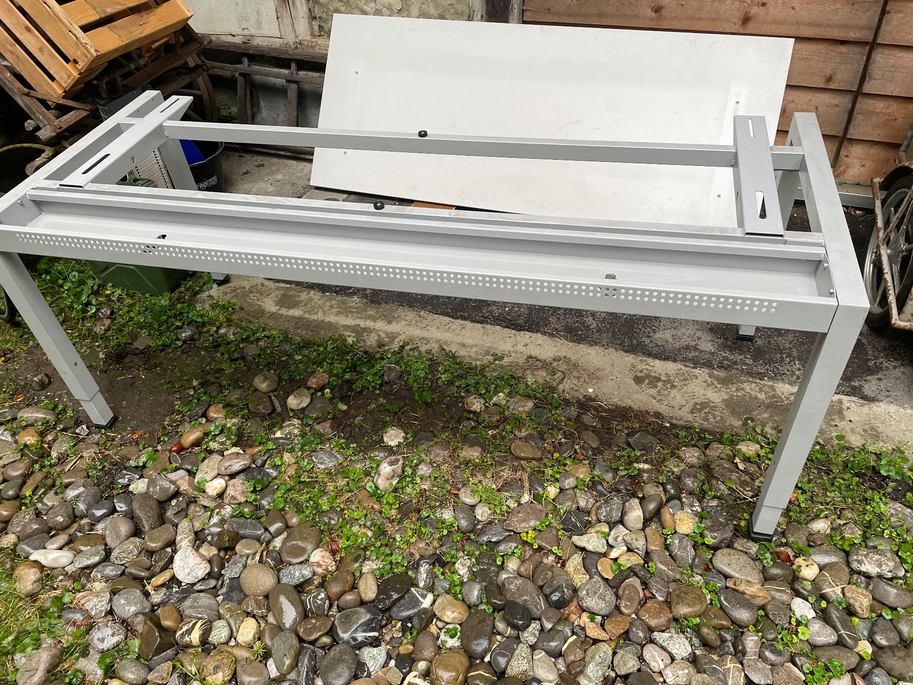 Tavoli: Tisch – Usato da kehrsatz venduto da joco02 2