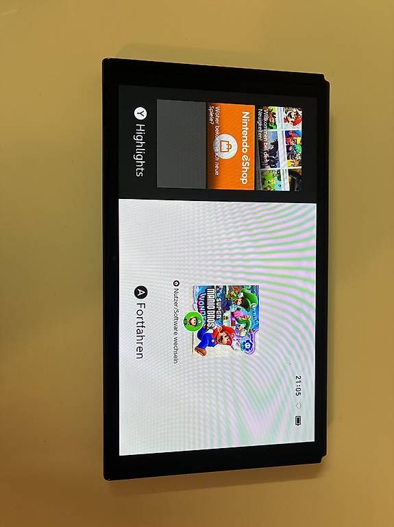 Console: Nintendo Switch OLED + Zubehör + 2 Spiele – Usato da Basel venduto da gml_j9db