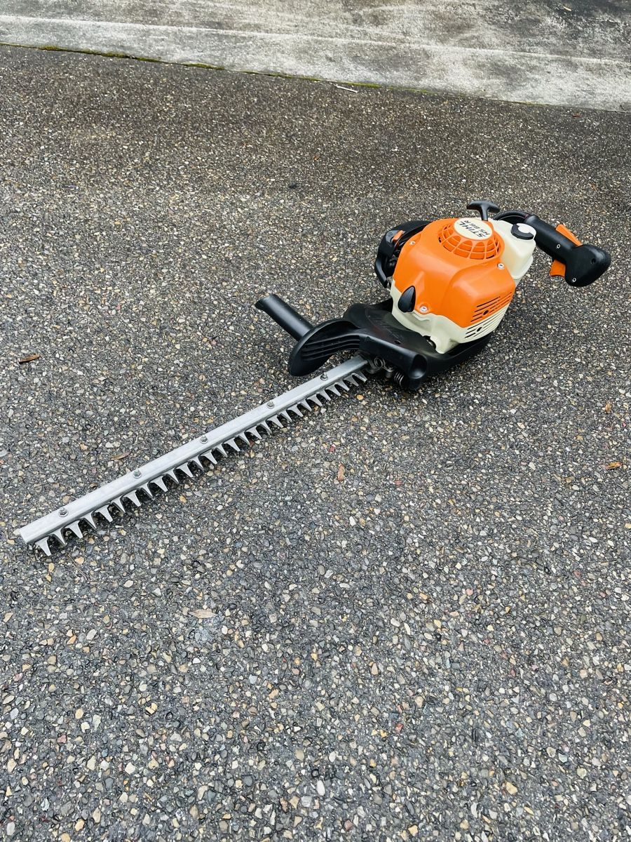 Stihl Tutti gli attrezzi: Heckenschere Stihl HS 86 R – Usato da Würenlos venduto da Shop_Shop 1