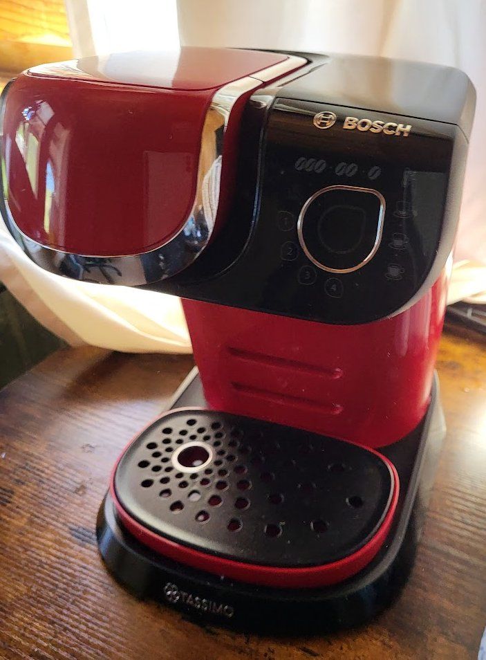 Bosch Macchine per caffè & Macchine per espresso: Tassimo & Kaffee & Britta – Usato da Selkingen venduto da Eishase