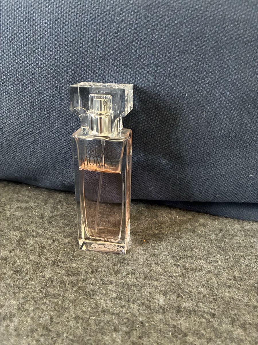 Calvin Klein Profumi & Eau de Toilette: CALVIN KLEIN ETERNITY MOMENT!!!! – Usato da Bergdietikon venduto da parfume