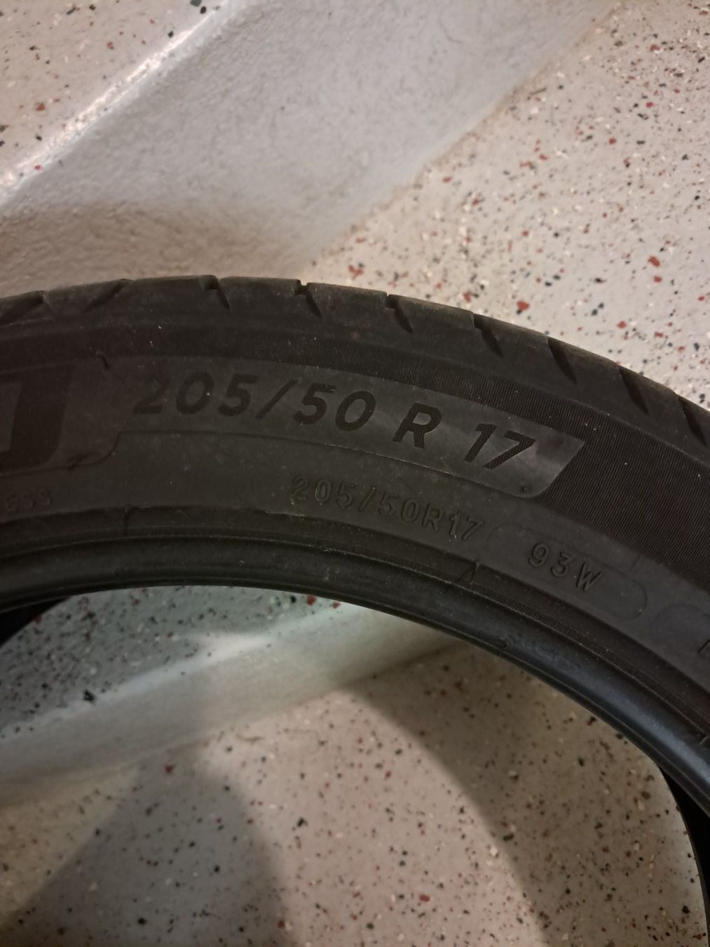 Michelin Pneumatici & Ruote complete: Pneu – Usato da Ettiswil venduto da Chutz8 5
