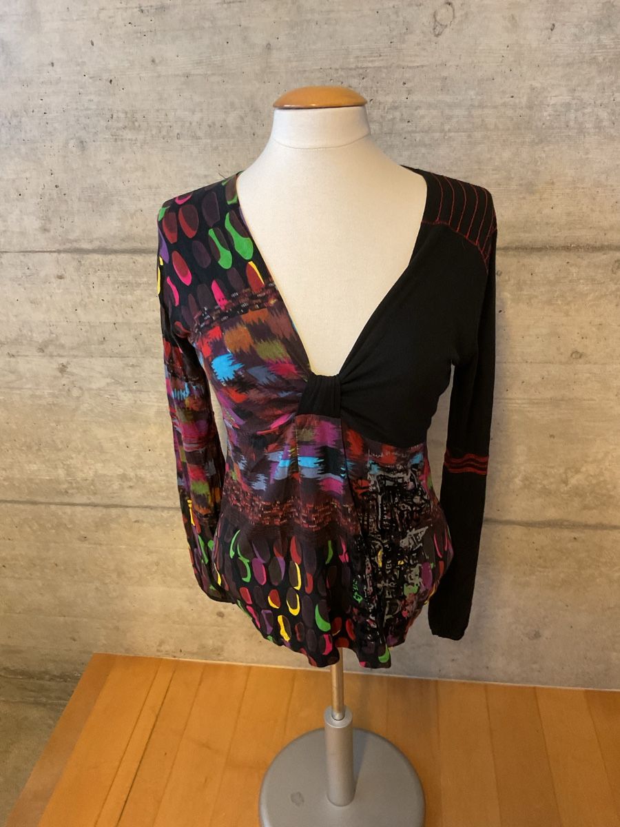 Lotti di vestiti: Miss Sidecar( style Desigual)Taille 40-42 CH – Usato da Villarepos venduto da Sglobule 7