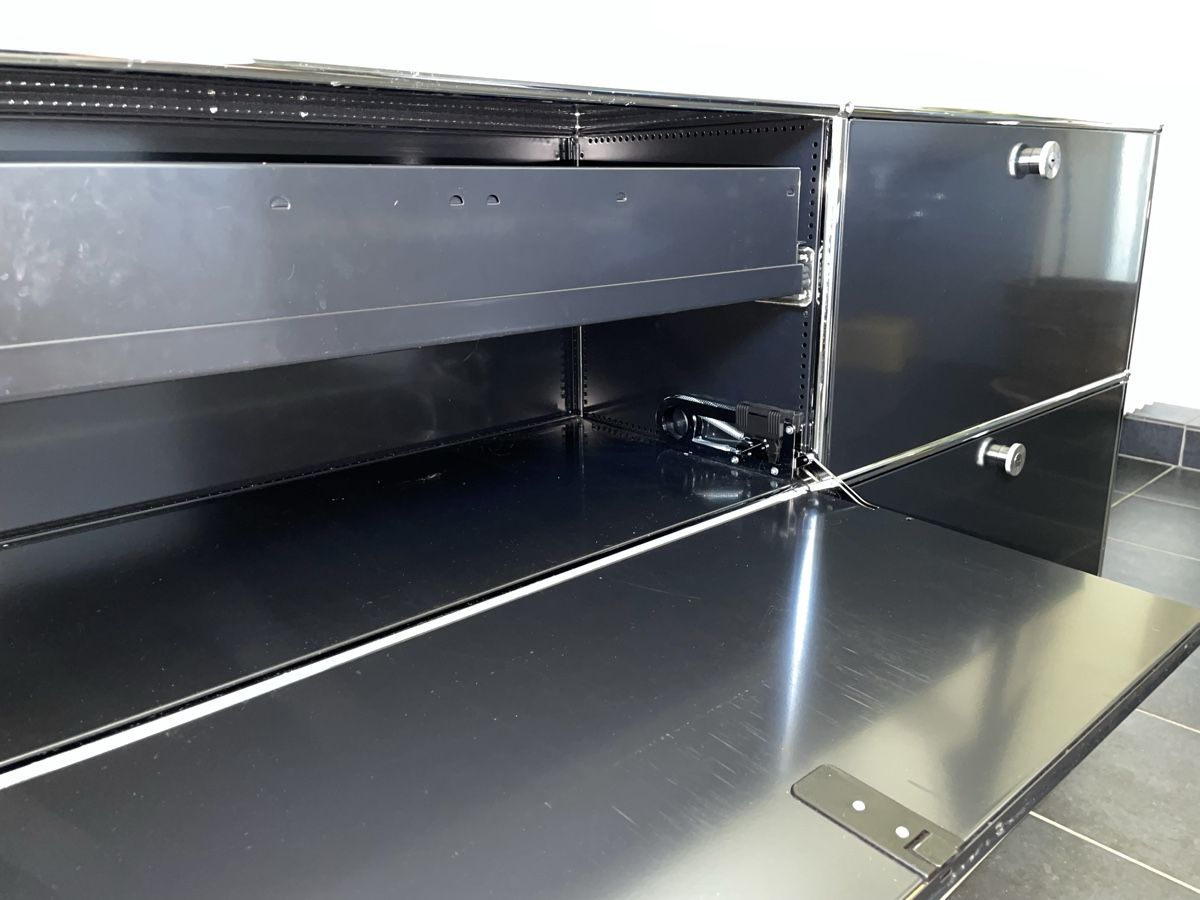 USM Scaffali: USM Haller Sideboard 2x2 (mit Schubladen) – Usato da Biel/Bienne venduto da juliebazzini 6