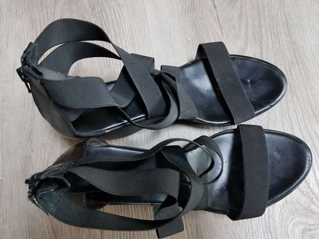 Damenschuhe: Elegante Schuhe 40 – Gebraucht aus Bätterkinden von Elefantenzoo