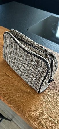 Necessaire